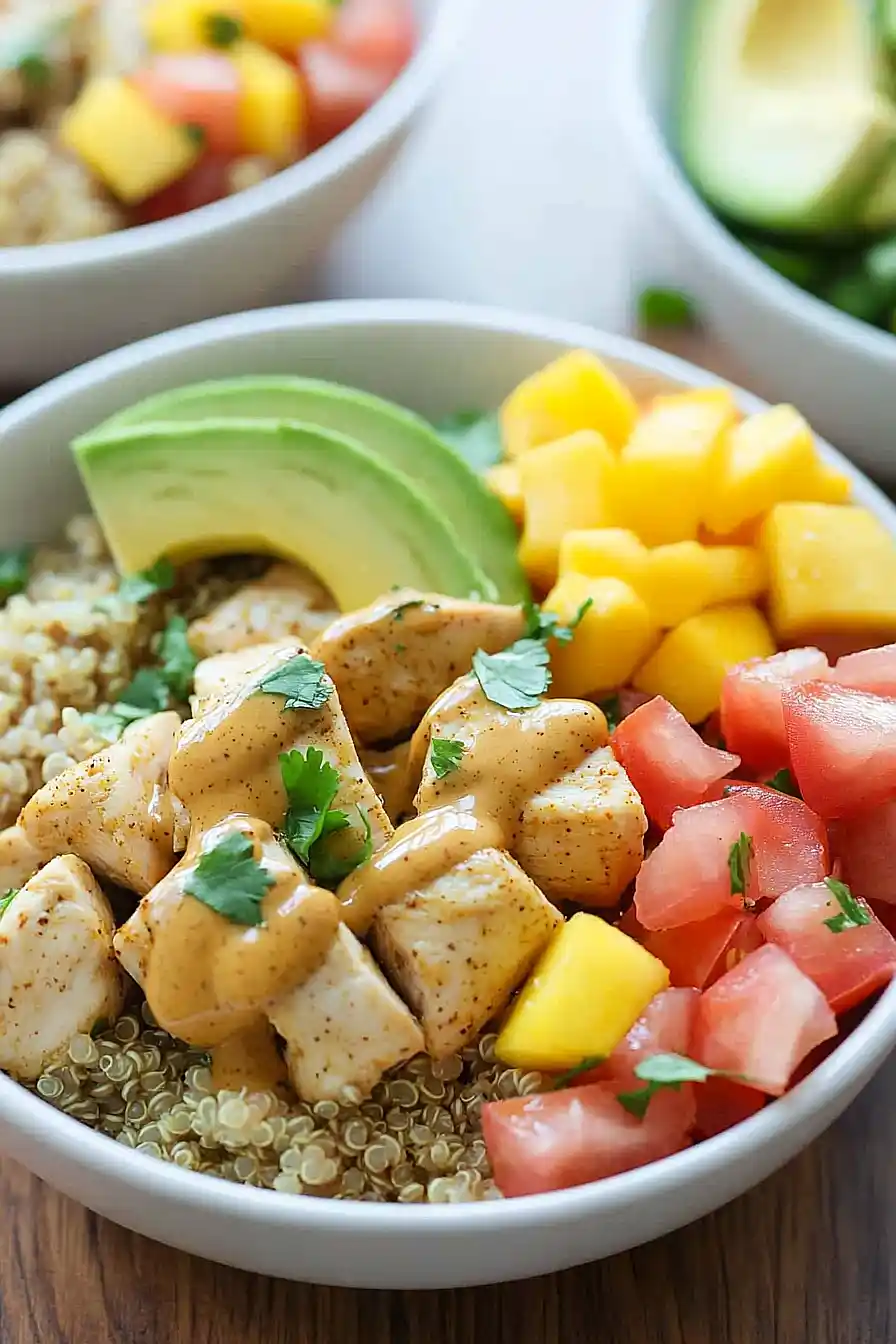 honey mustard chicken quinoa bowl
