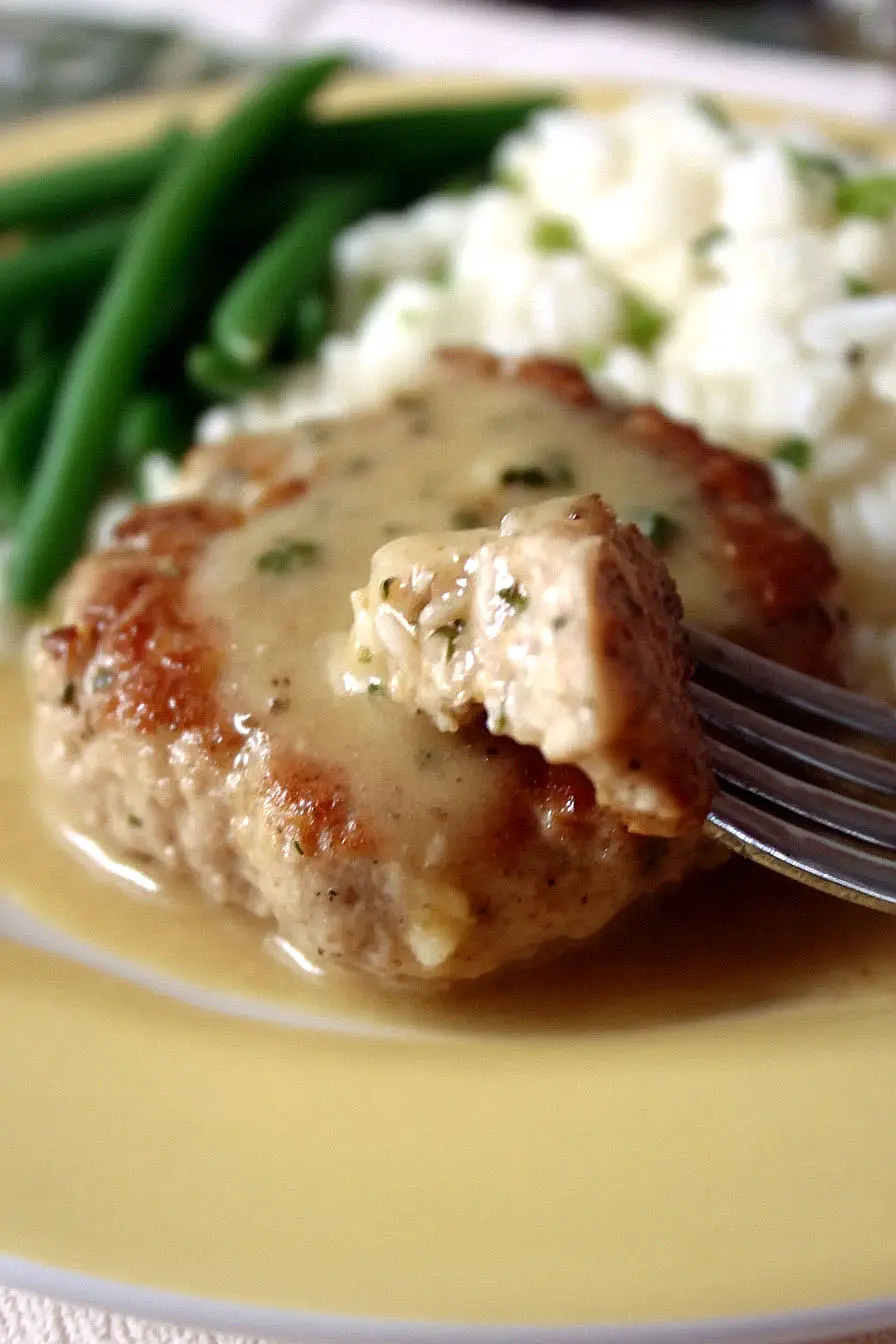 turkey burger with gravy