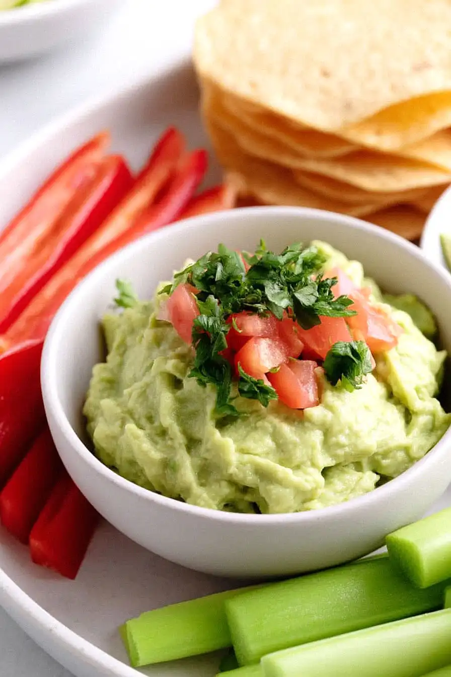 guacamole with veggie sticks