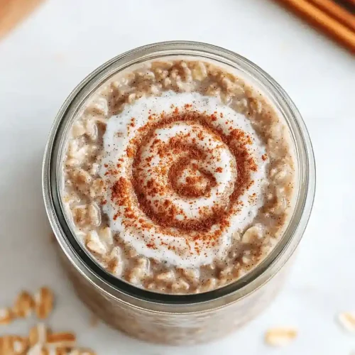 cinnamon roll overnight oats
