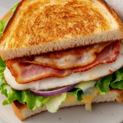 blt sandwich with onion