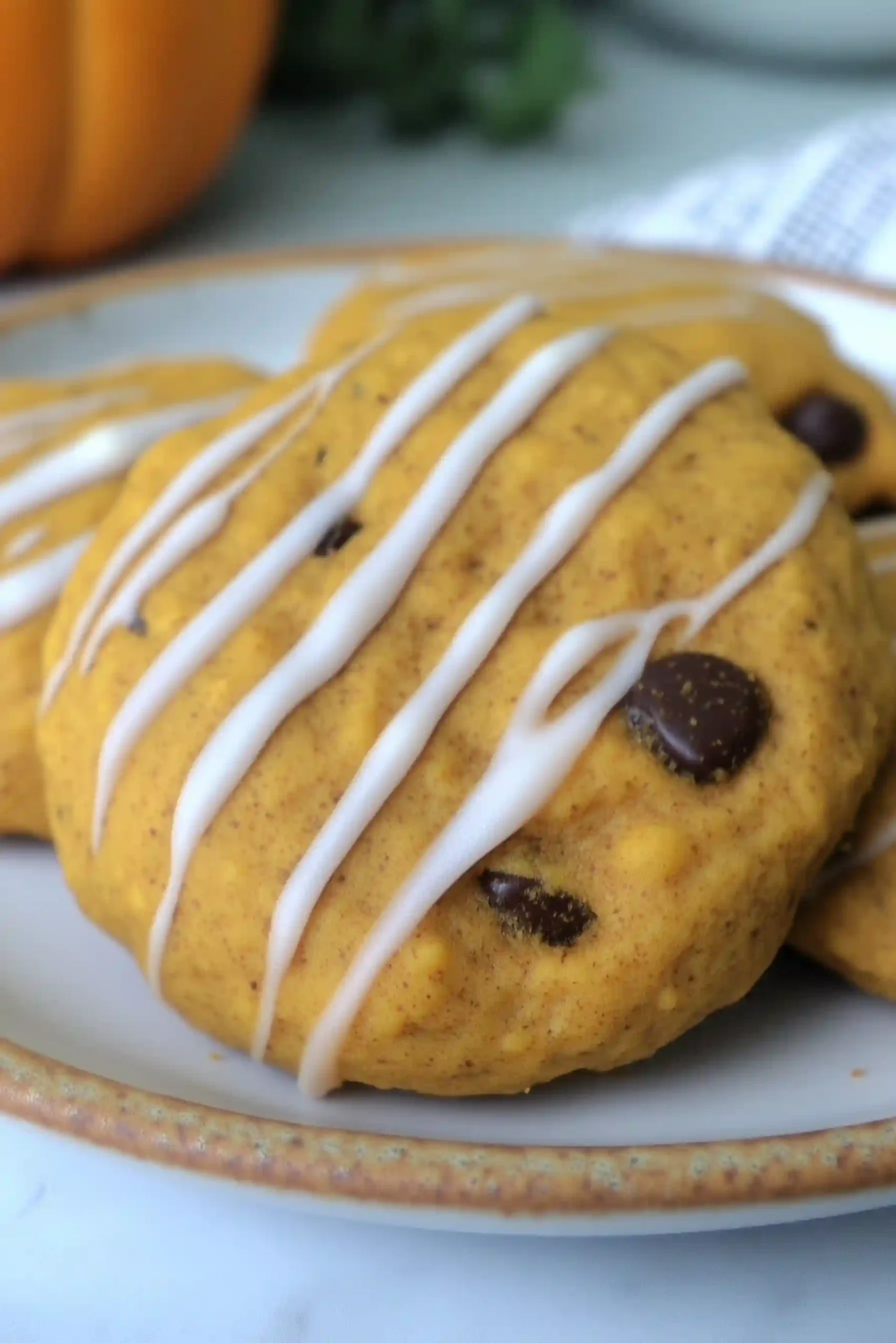 frosted chocolate chip pumpkin cookies 