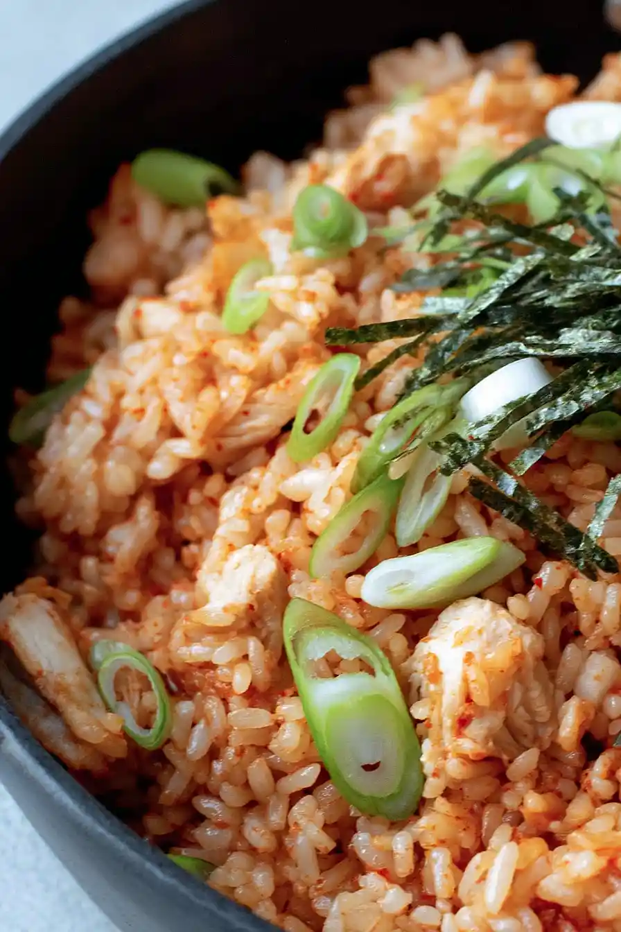 kimchi fried rice with chicken