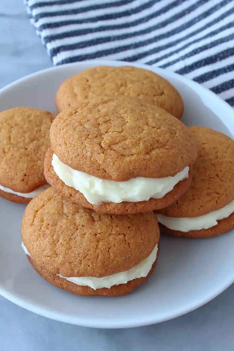pumpkin sandwich cookies