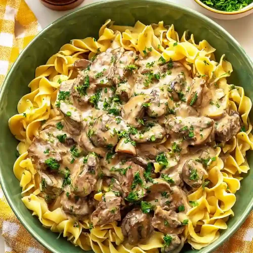 Slow Cooker Beef Stroganoff