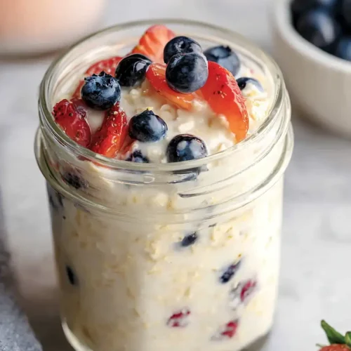 Berry Vanilla Overnight Oats with Greek Yogurt