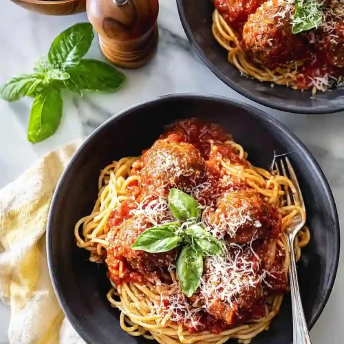spaghetti bolognese with meatballs