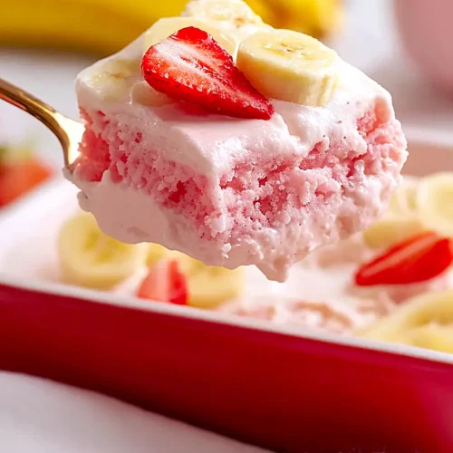 strawberry banana pudding cake